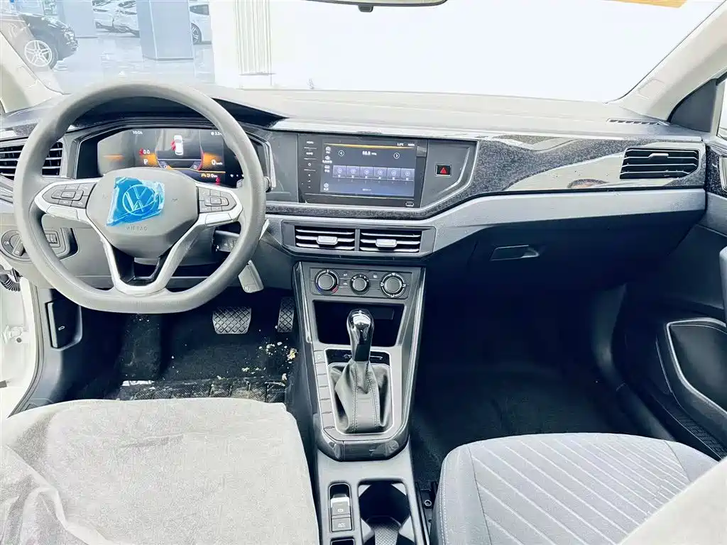 Volkswagen Lavida 2026 Model X-Ray 1.5L Premium Elegance Edition фото 10