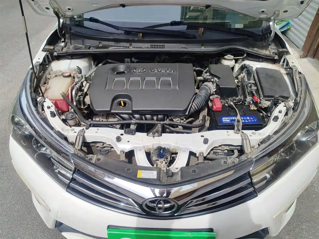 Toyota Corolla 2014 1.6L CVT GL фото 17