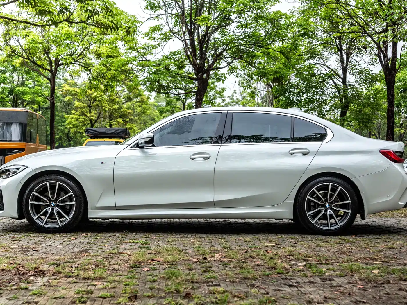 BMW 3 Series 2020 325Li M Sport Package фото 5