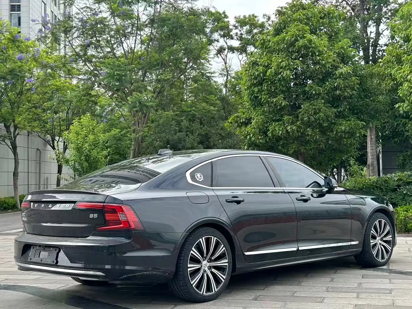 Фото 7 - Volvo S90