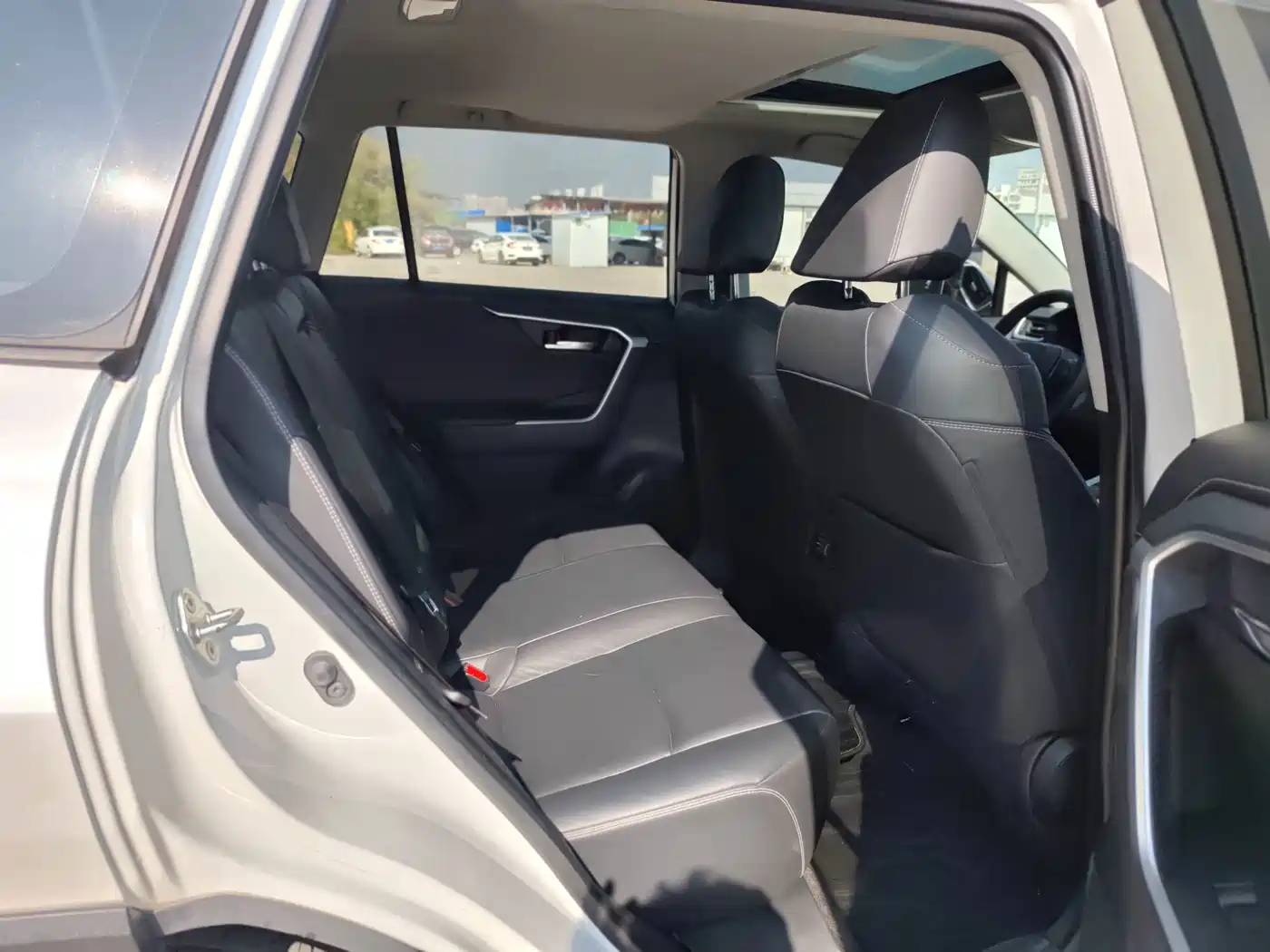 TOYOTA RAV4 RONGFANG