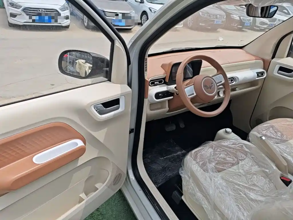 Wuling Motors Hongguang MINIEV 2026 2024 3rd Generation 215km Youth Edition