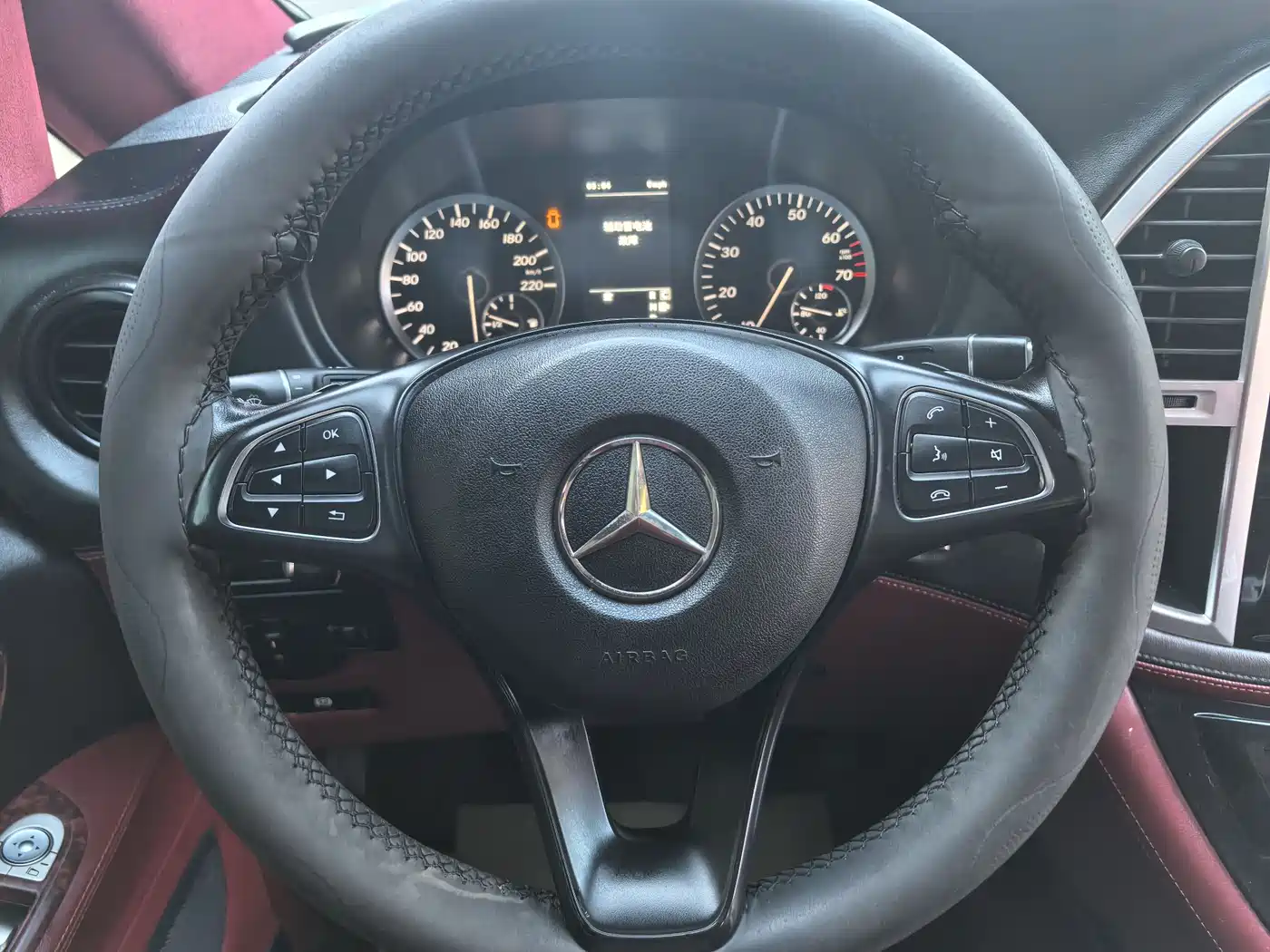 Mercedes-Benz Vito 2018 2.0T Elite Edition 7-Seater China V фото 13
