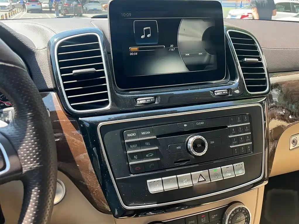 Mercedes-Benz GLS 2016 GLS 400 4MATIC Dynamic фото 8
