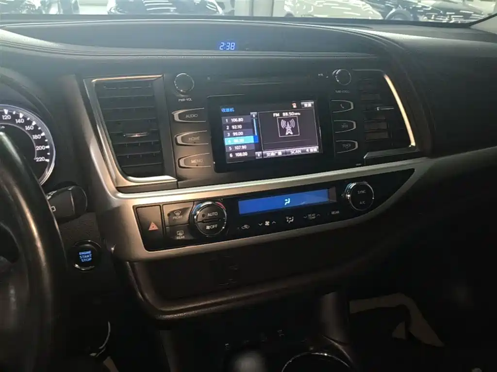 Toyota Highlander 2015 2.0T AWD Luxury Edition 7-seater фото 13