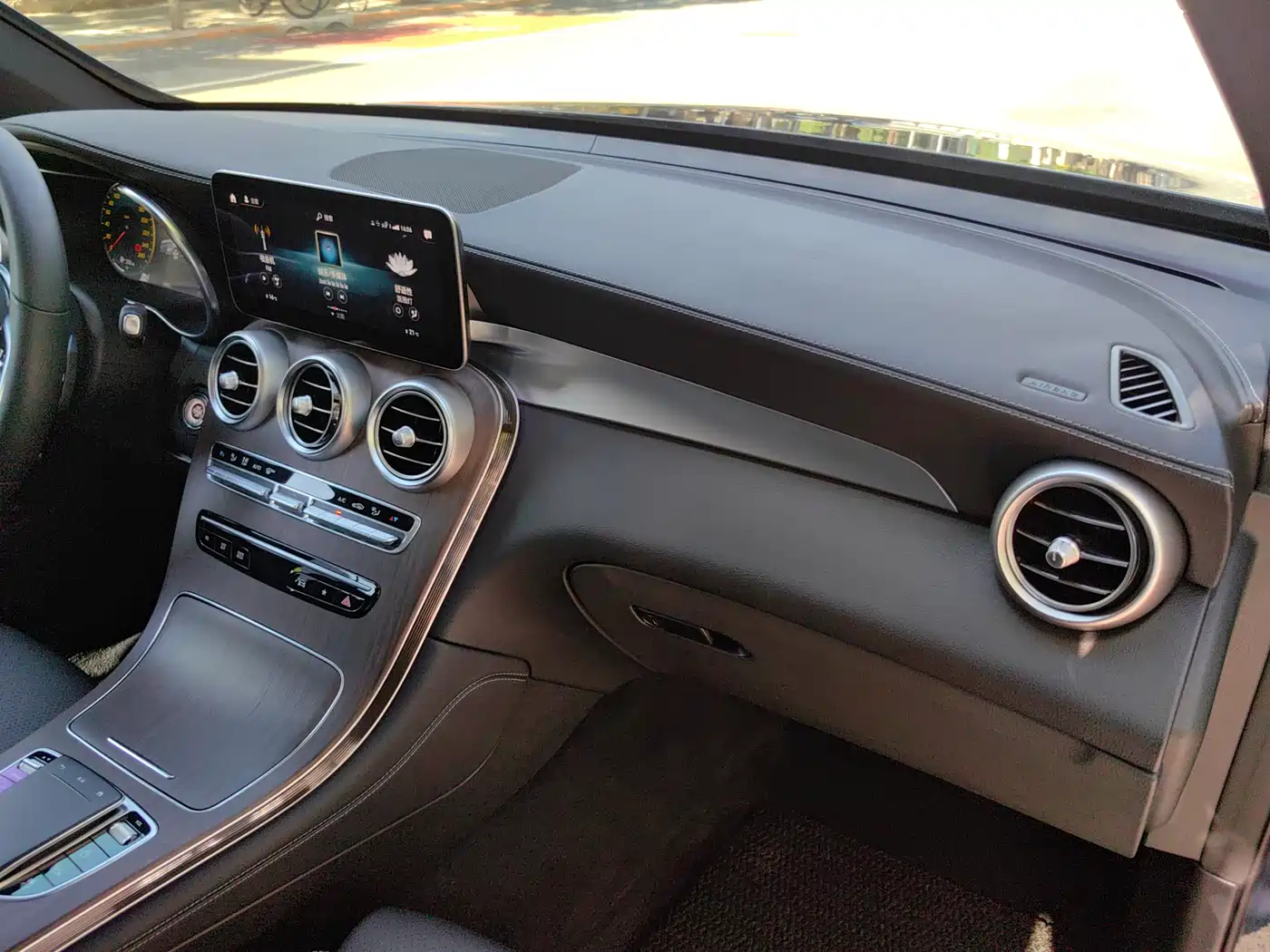 Mercedes-Benz GLC 2021 GLC 300 L 4MATIC Sporty фото 17