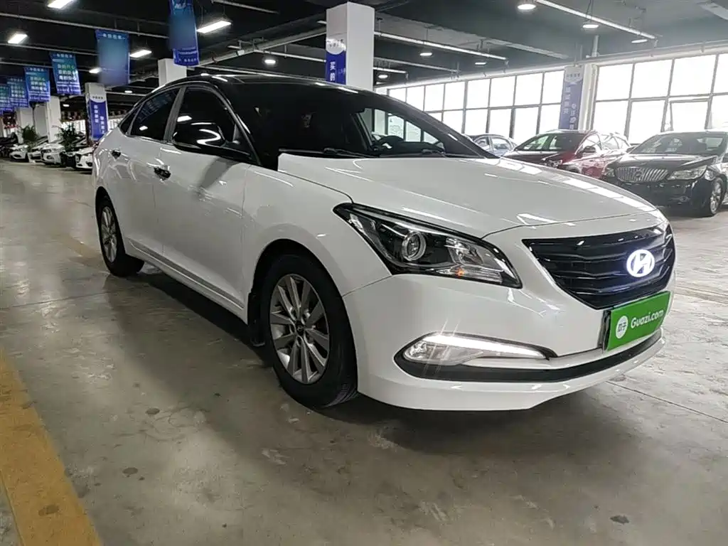 Hyundai Mistra 2014 1.8L Auto Smart GLS фото 4