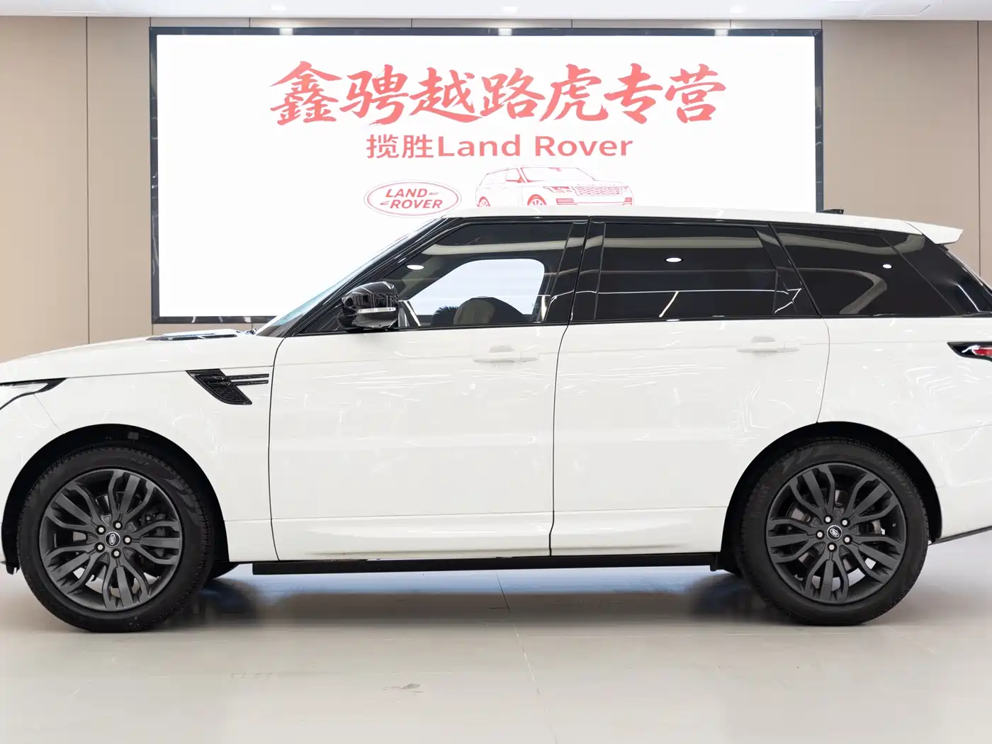 Land Rover Range Rover Sport 2017 3.0 SC V6 HSE DYNAMIC фото 3