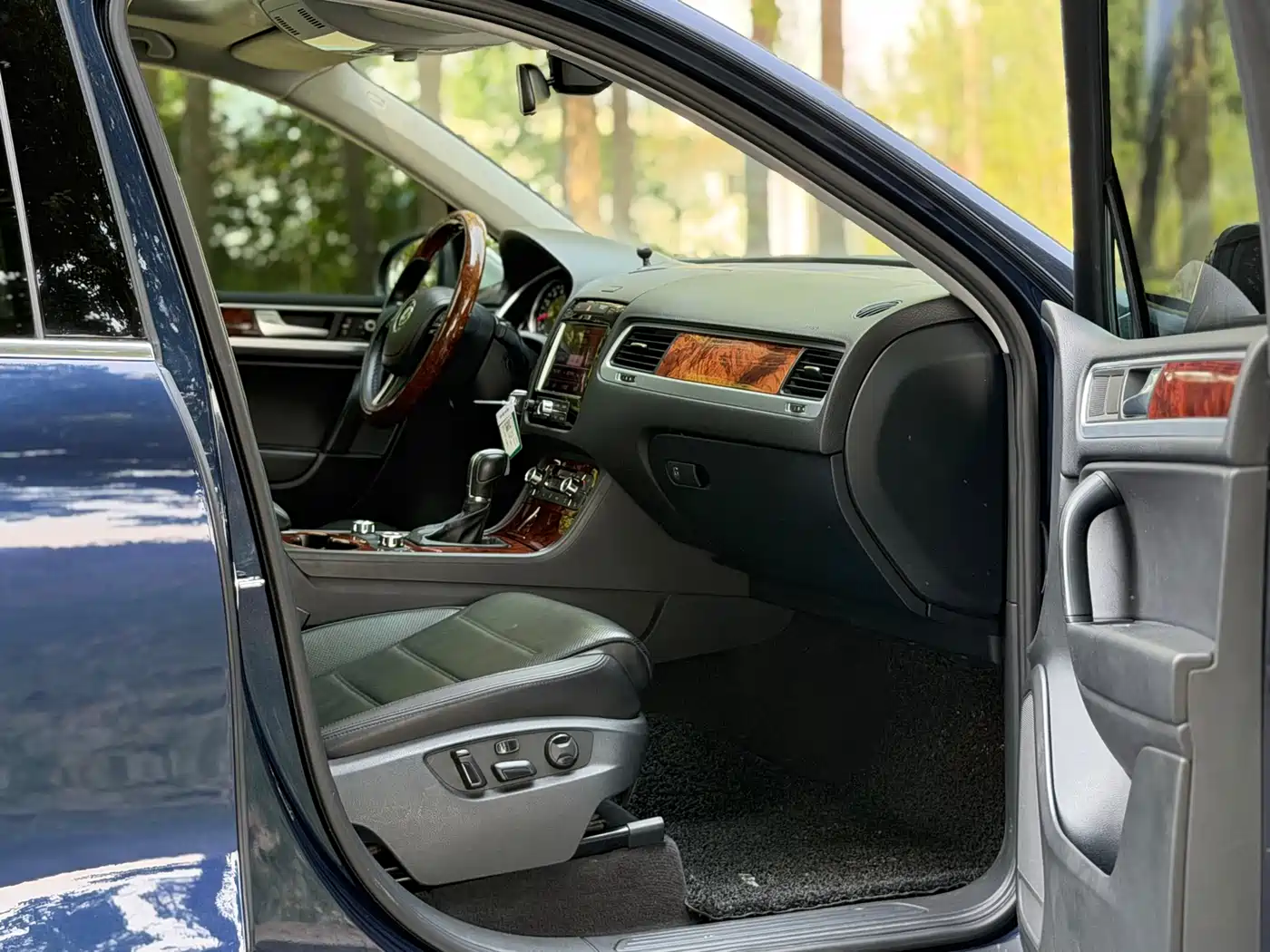 Volkswagen Touareg 2011 3.0TSI Comfort фото 10
