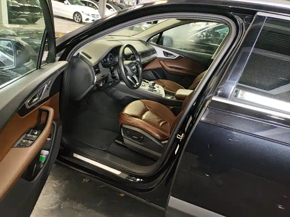 Audi Q7 2016 40 TFSI Comfort фото 5