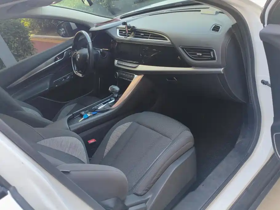 Dongfeng Aeolus Dongfeng Fengshen AX7 2019 2020 1.6T Automatic AI Pioneer China VI