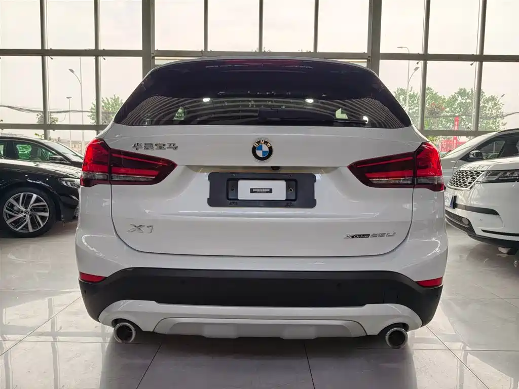 BMW X1 2022 xDrive25Li Premium фото 5