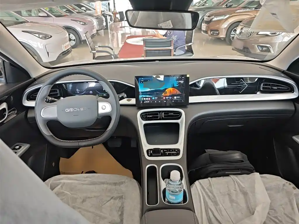 Geely Galaxy Starry Wish 2026 Edition 310km Youth Version фото 10