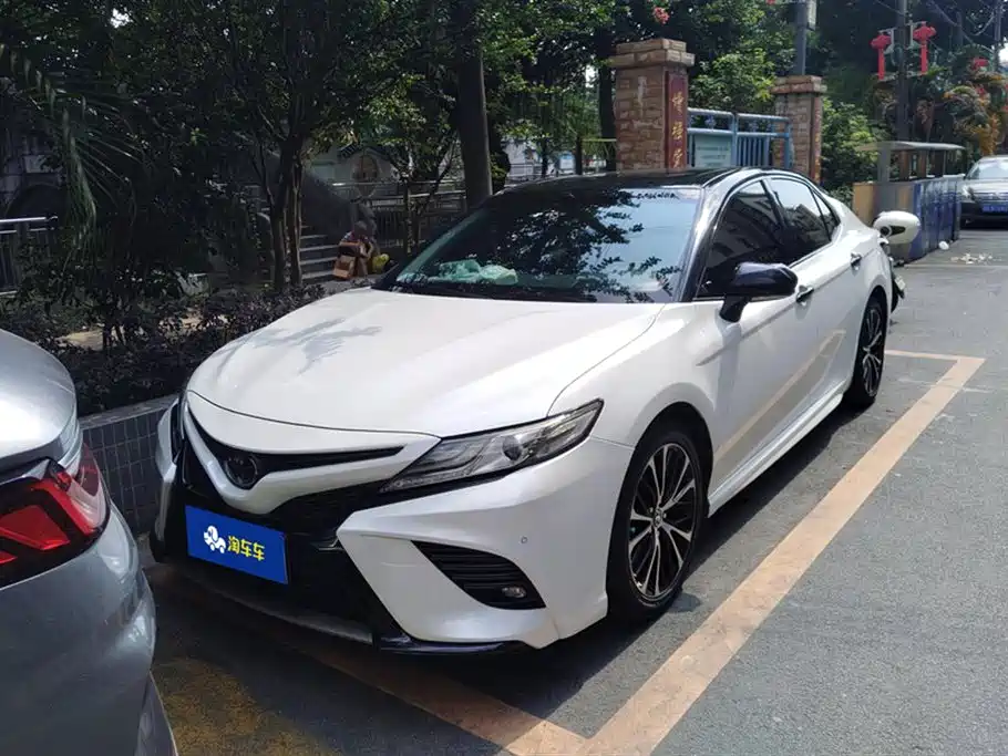 Toyota Camry 2018 2.5S Trend Edition