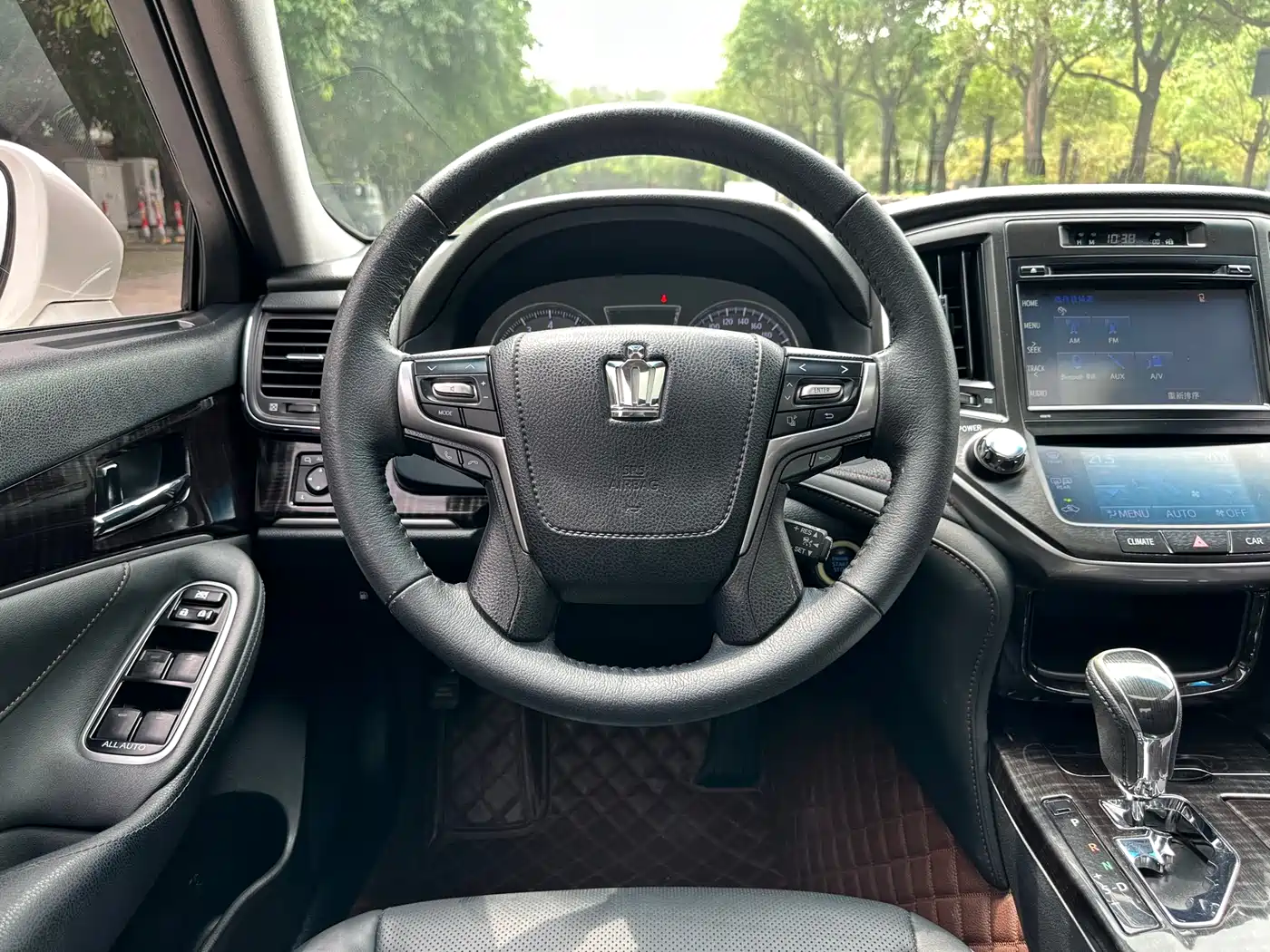 Toyota Crown 2015 2.0T Fashion фото 11