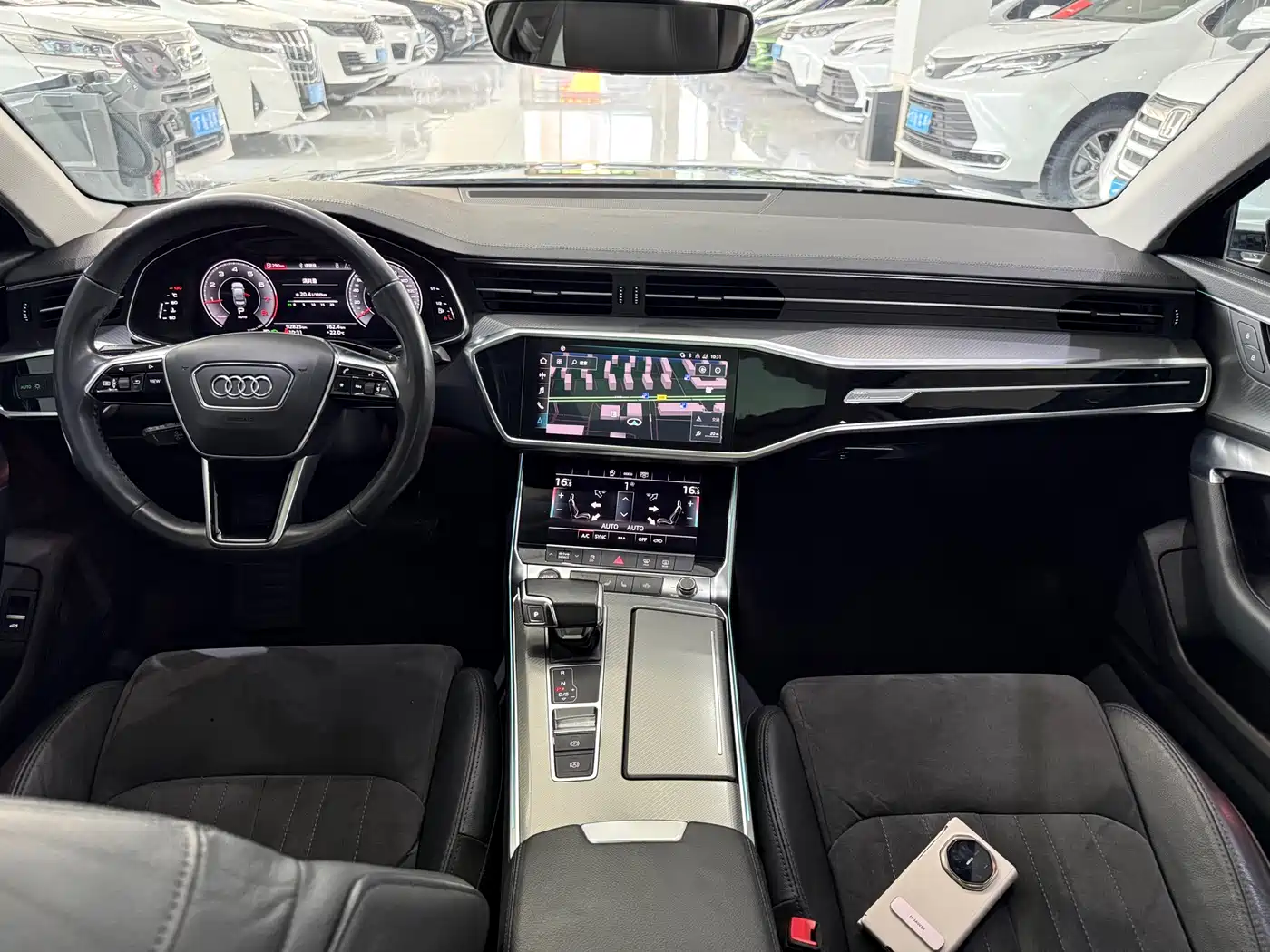 Audi A6L 2021 40 TFSI Luxury Elegance фото 12