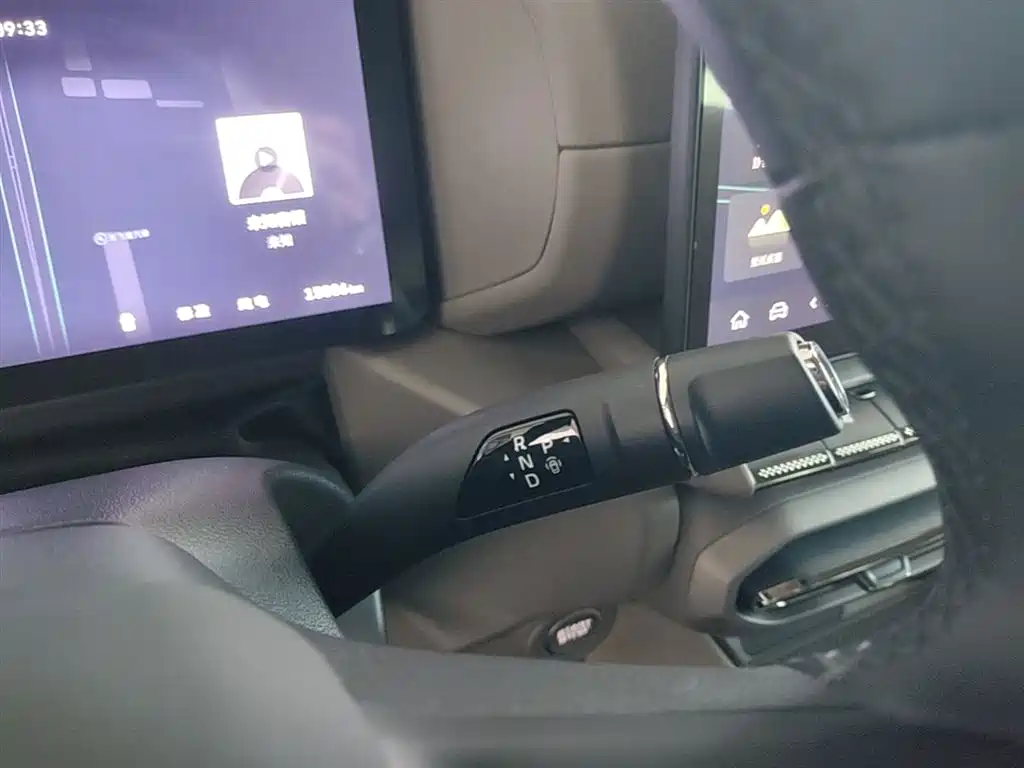 Haval Second-Generation Big Dog New Energy 2025 Hi4 145km Premium Edition фото 10