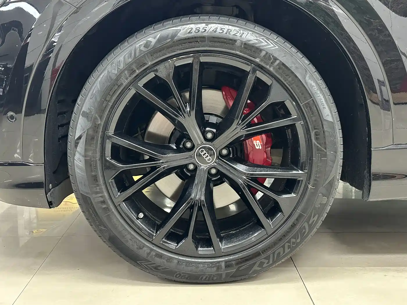 Audi Q8 2022 55 TFSI Luxury Dynamic фото 25
