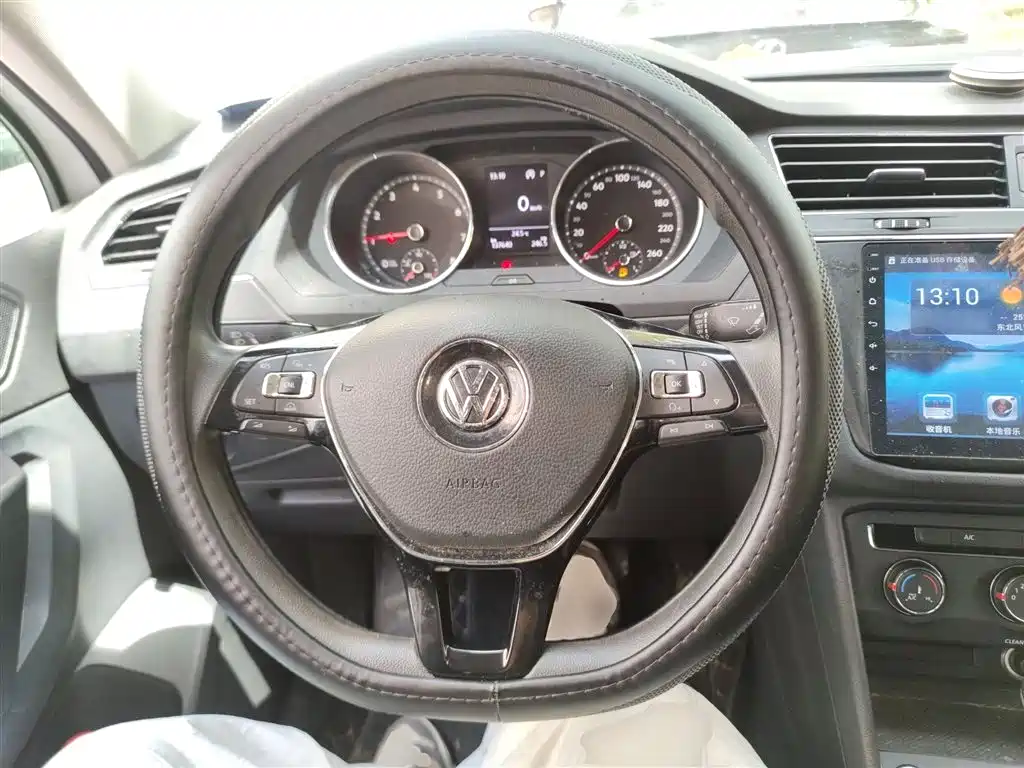 Volkswagen Tiguan L 2017 330TSI Automatic 2WD Trend Edition фото 7