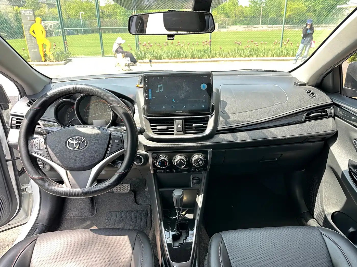 Toyota YARiS L Zhi Xuan 2022 Zhi Xuan X 1.5L CVT Luxury PLUS Edition фото 6