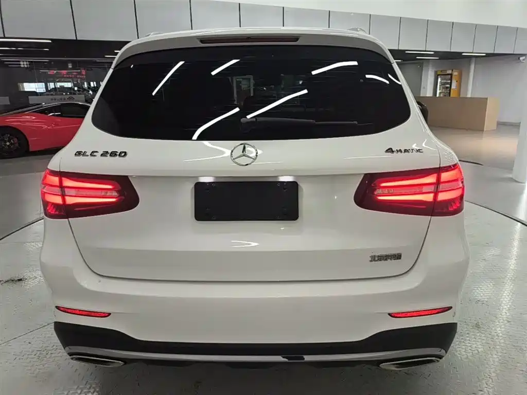 Mercedes-Benz GLC 2017 GLC 260 4MATIC Luxury фото 6