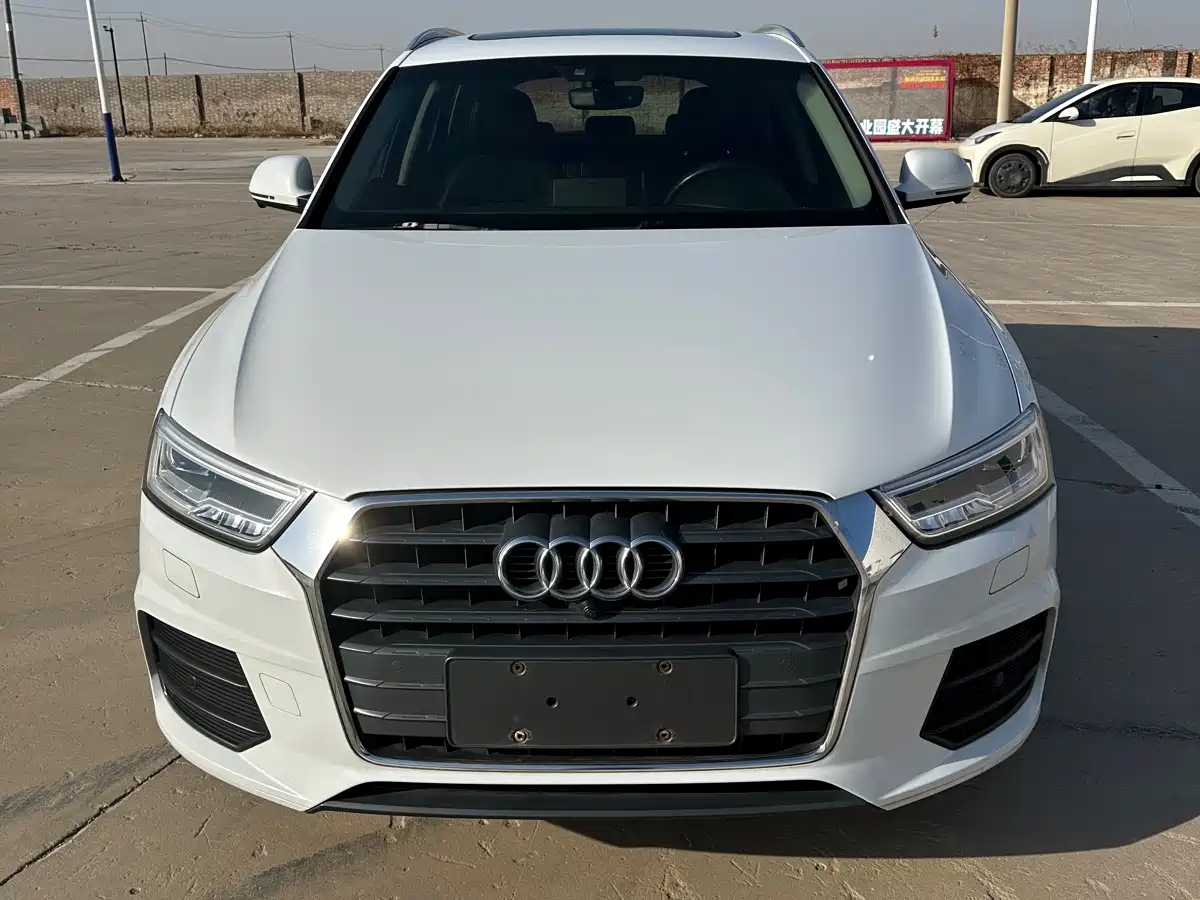 Audi Q3 2018 30th Anniversary Edition 35 TFSI Fashion фото 2