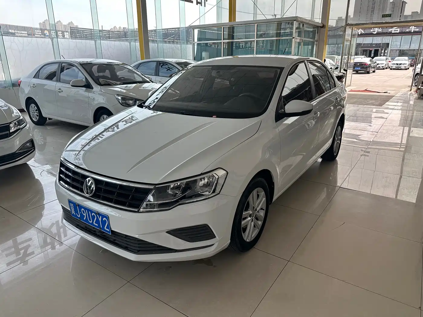 Volkswagen Jetta 2019 Dream Edition 1.4L Manual Fashion фото 3