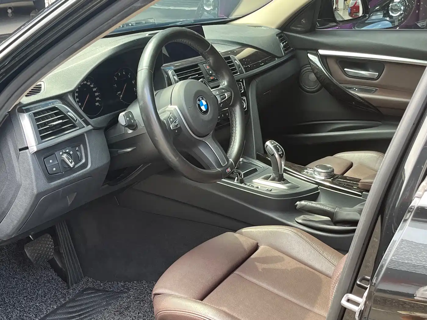 BMW 3 Series 2018 320Li Leading M Sport Package фото 12