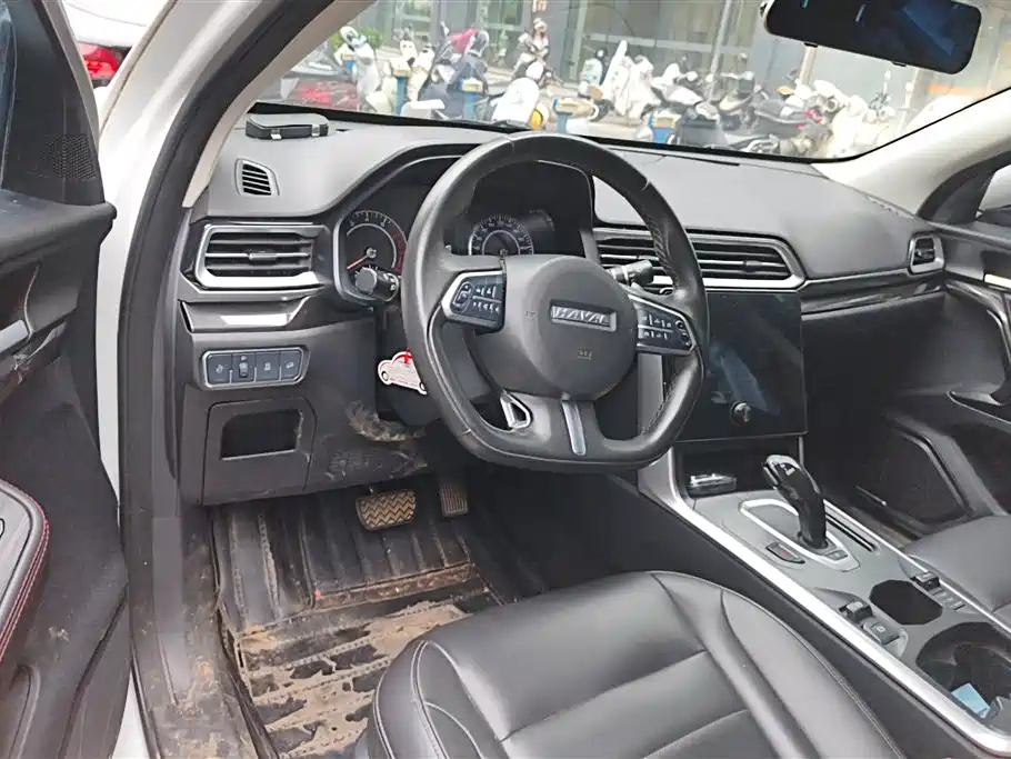 Haval F5 2020 1.5T DCT i-Type фото 12