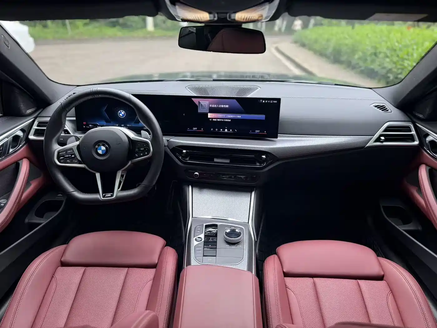 BMW 4 Series 2024 430i M Sport Shadow Edition фото 7