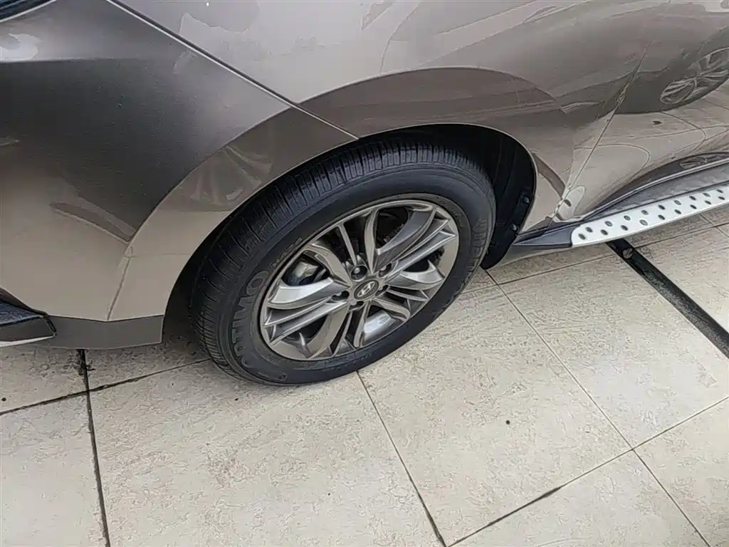 Hyundai Beijing Hyundai ix35 2015 2.0L Automatic 2WD Smart Type China IV фото 23