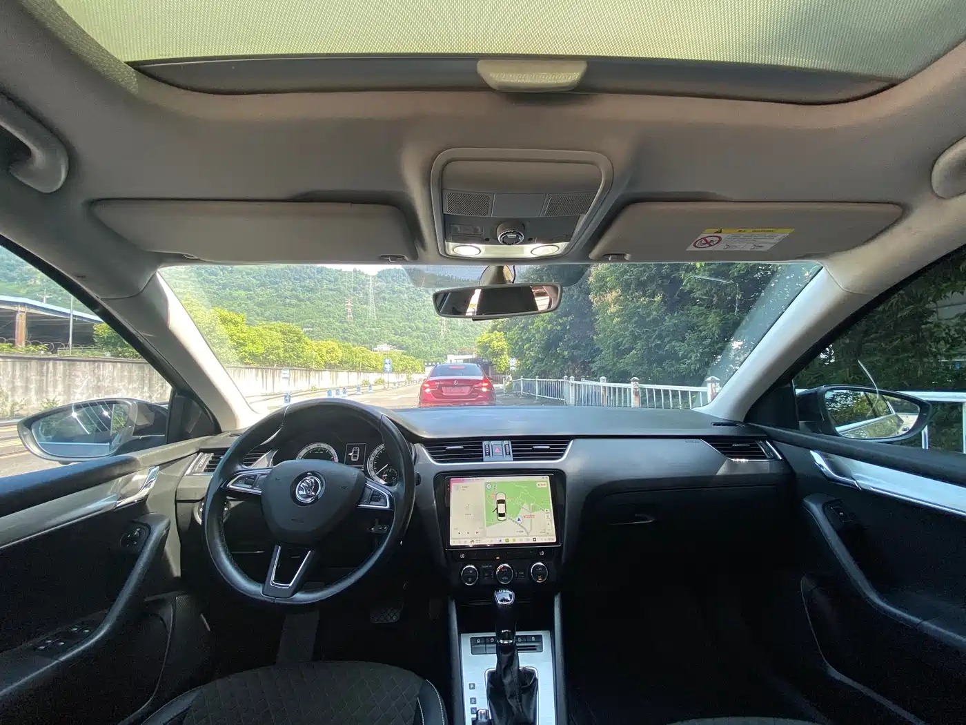Škoda Octavia 2018 TSI280 DSG Luxury Edition фото 5