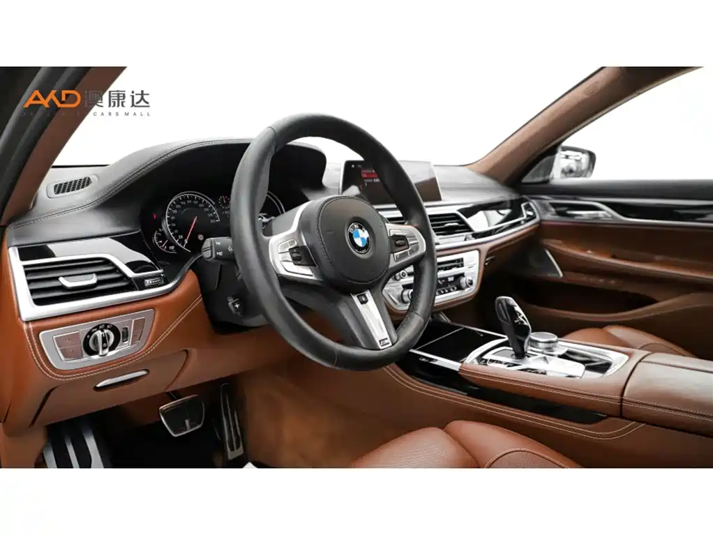 BMW 7 Series 2018 740Li xDrive Premium Type M Sport Package фото 6
