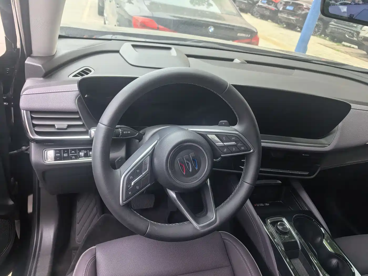 Buick Envision Plus 2025 Enclave Plus 28T 2WD Platinum Edition фото 13