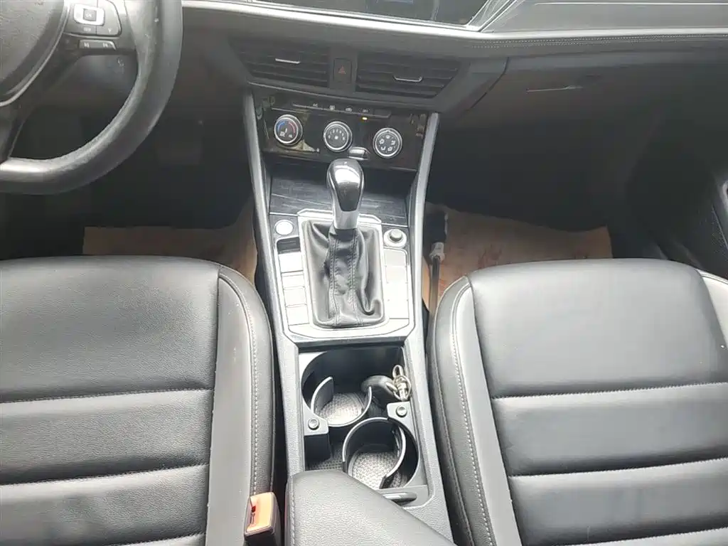Volkswagen Sagitar 2020 280TSI DSG Comfort China VI фото 14