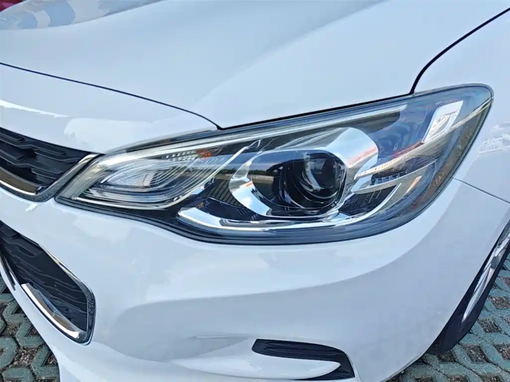 Chevrolet Cavalier 2019 320 Automatic Joy Edition фото 24