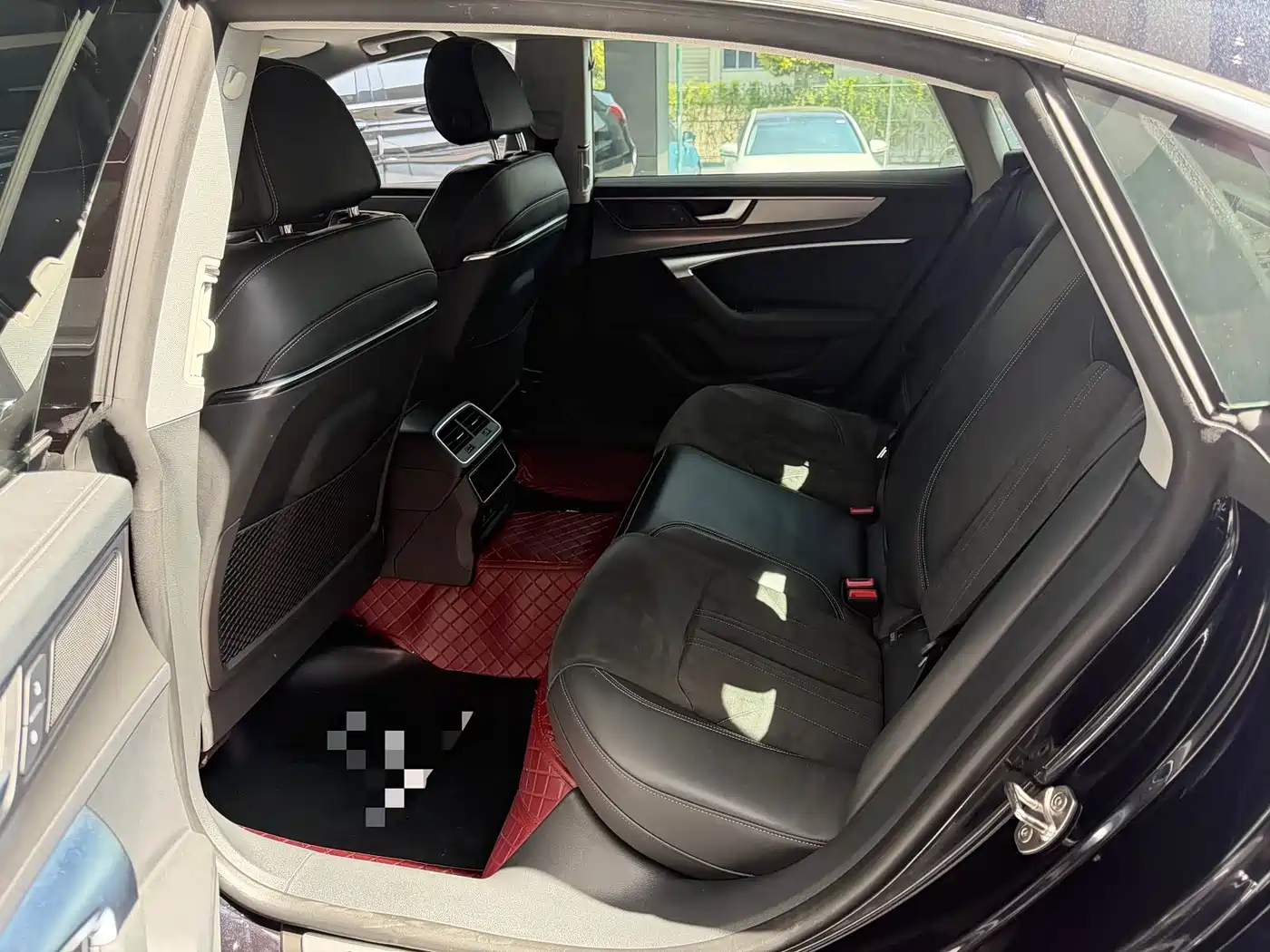 Audi A7L 2024 45TFSI S-line Dream Edition Crystal Package фото 5