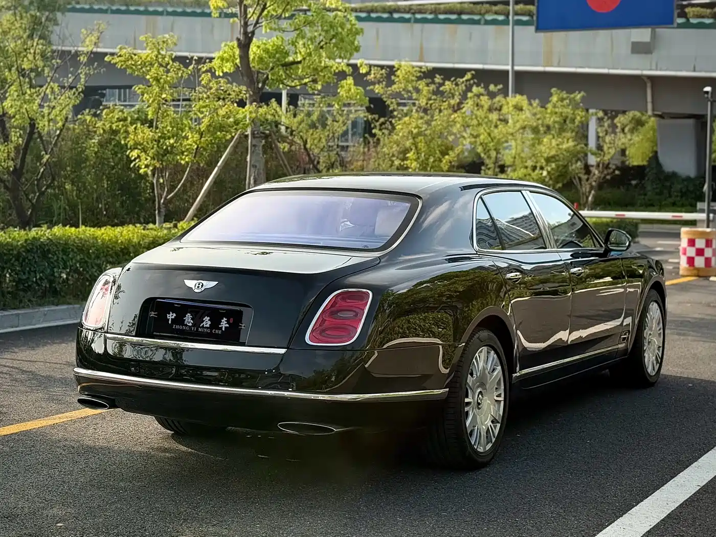 Bentley Mulsanne 2012 6.8T EIC Special Custom Edition фото 4