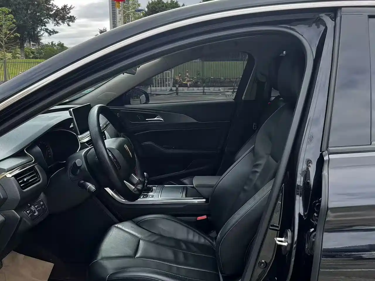 Hongqi H5 2020 1.5T DCT Qiyue Edition фото 9