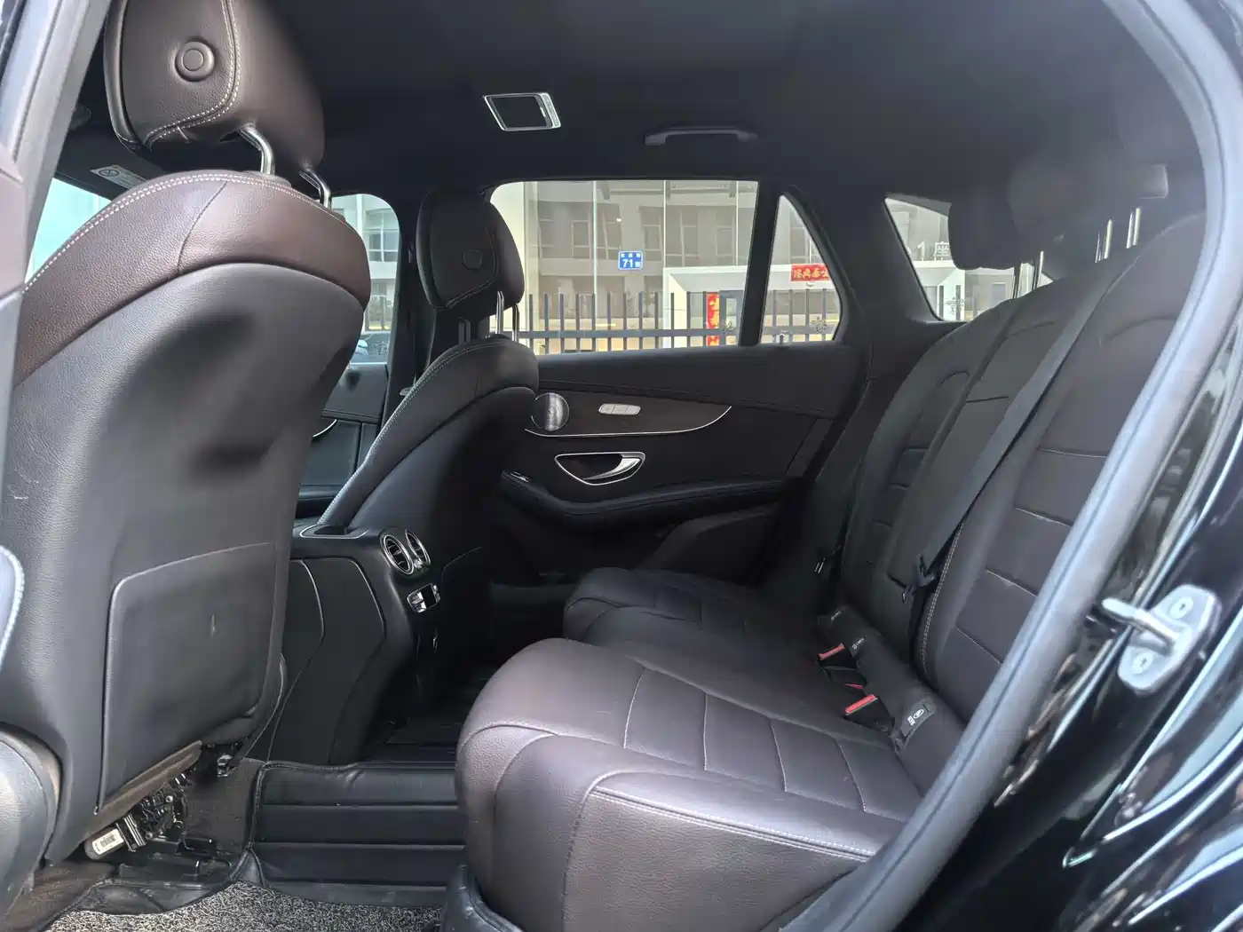 Mercedes-Benz GLC 2021 GLC 300 L 4MATIC Sporty фото 15
