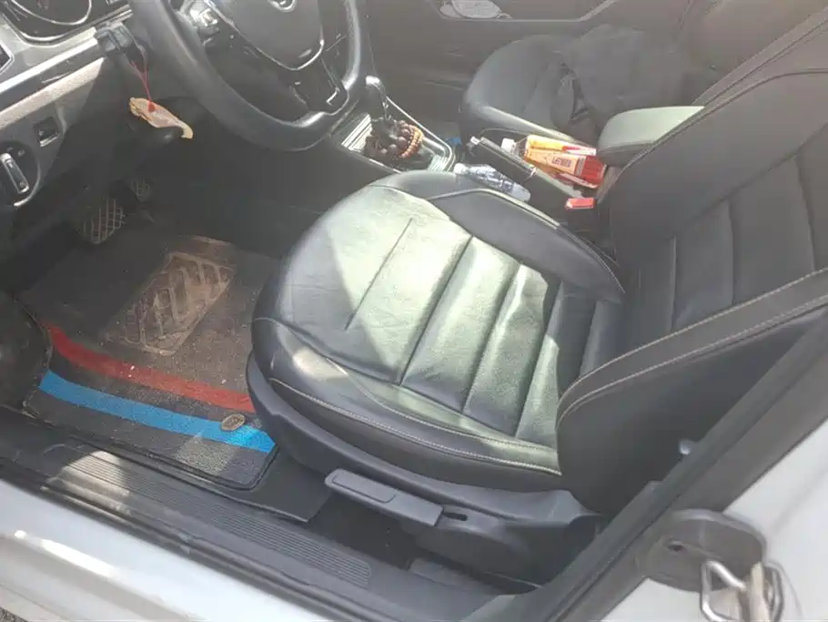 Volkswagen Bora 2018 1.5L Automatic Comfort фото 9