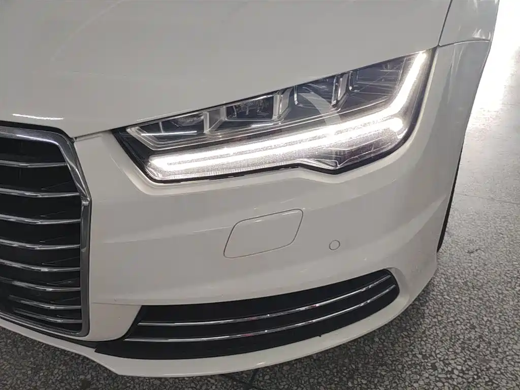 Audi A7 2017 40 TFSI Progressive фото 24