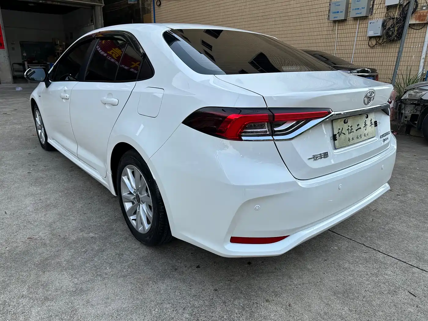 Toyota Corolla 2024 Model 1.8L Smart Hybrid Elite Edition фото 6