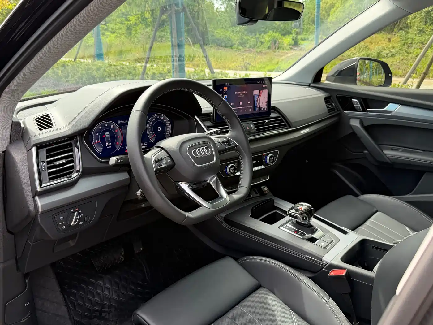 Audi Q5L 2025 40 TFSI Fashion Dynamic фото 4