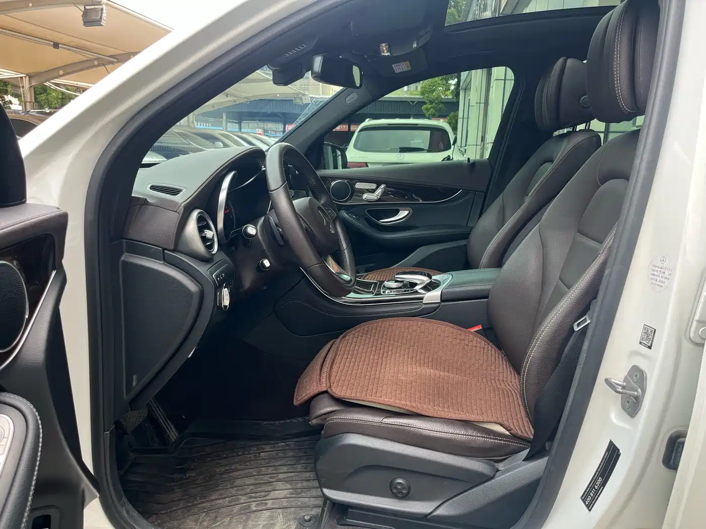 Mercedes-Benz GLC 2018 GLC 260 4MATIC Luxury фото 5