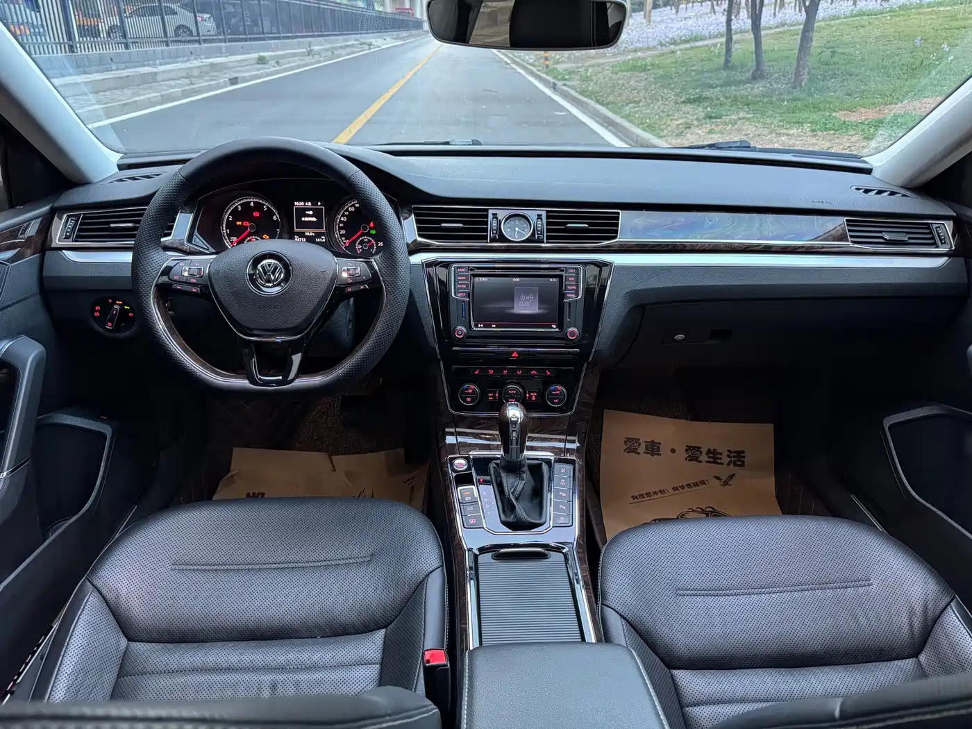 Volkswagen Passat 2016 380TSI DSG Premium Edition фото 6