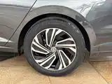 Photo 8 - Volkswagen Sagitar