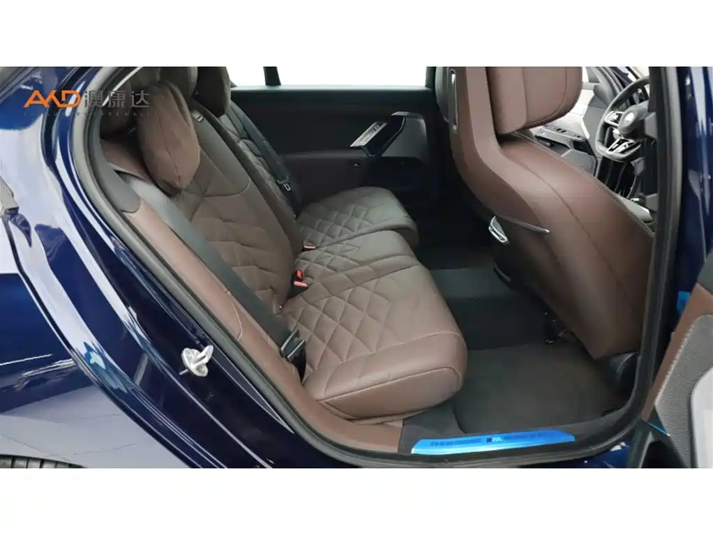 BMW 7 Series 2023 Model 735Li M Sport Package фото 8