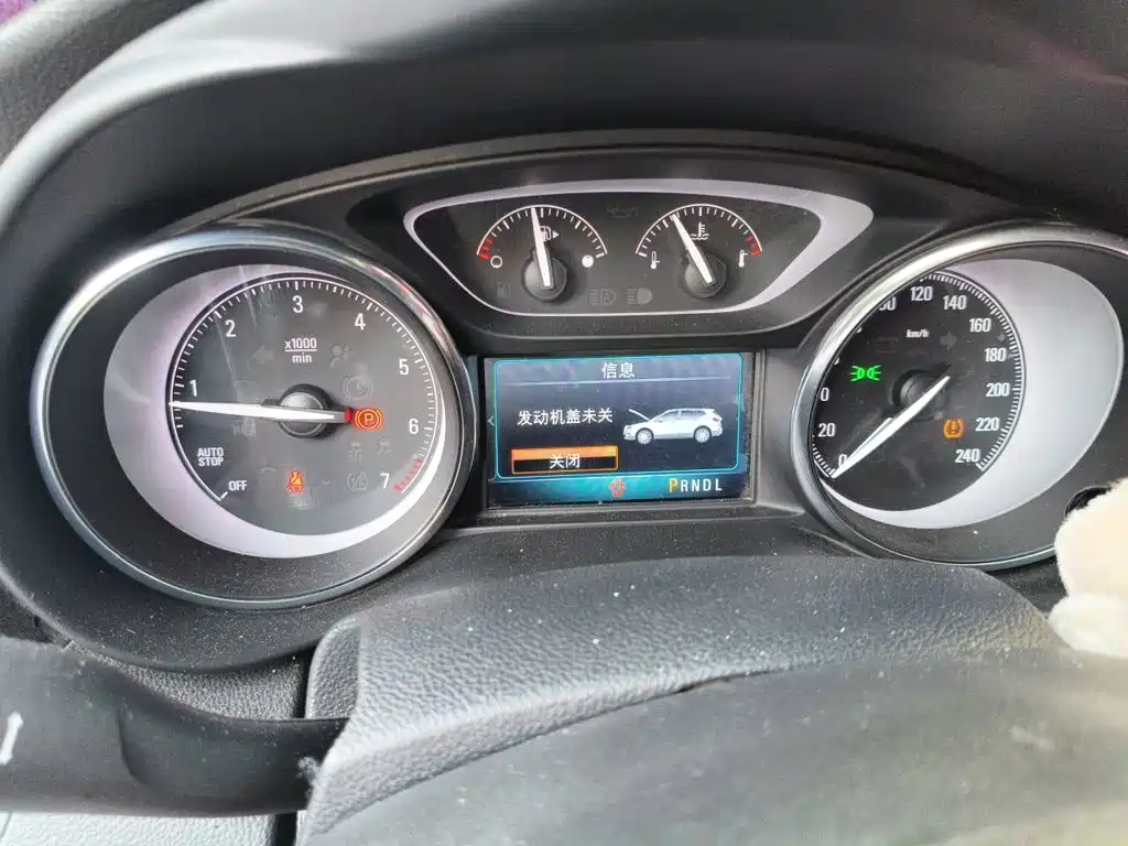 Фото 7 - Buick Envision Plus