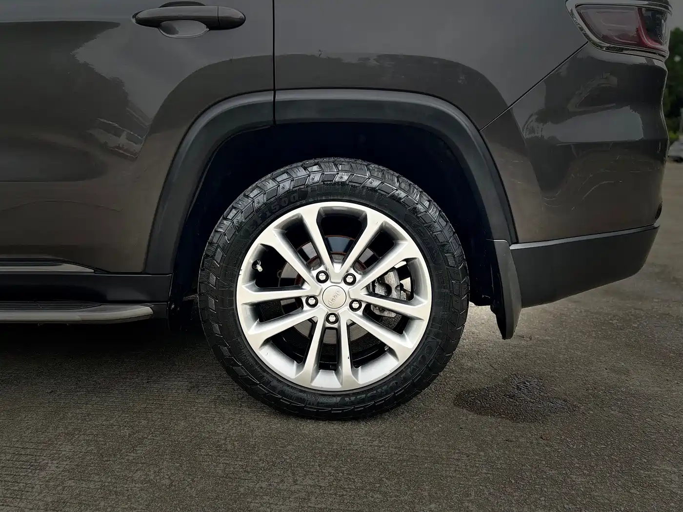 Jeep Grand Commander 2018 2018 2.0T AWD Ultimate Edition (China V)